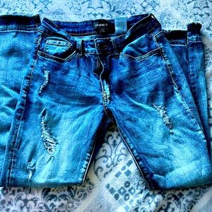 Fashion Nova ripped blue jeans. Size 7